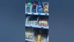 Macchine vendite di salsicce con grafica personalizzata per il marchio #vendingmachine #sausage #germany