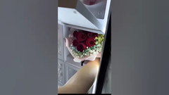 macchinario per fiori freschi nel campo